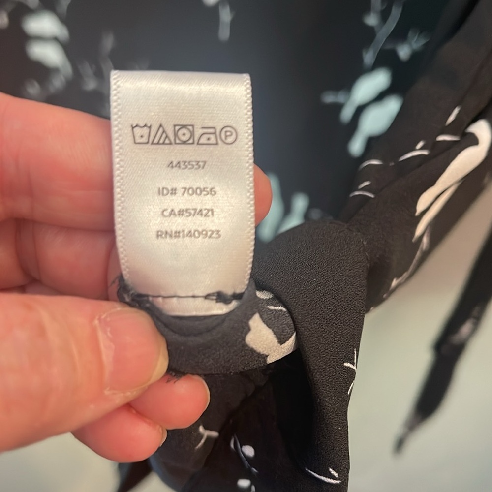 Loft. Size medium. Women’s top. Black with white birds. Whimsical. Work wear. - Picture 7 of 7